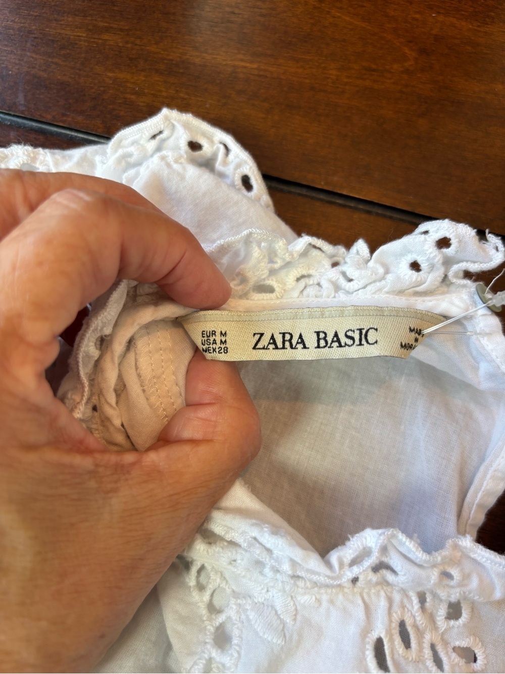 Zara Basic White Eyelet Embroidered Ruffle Blouse Size Medium Cottagecore - Picture 3 of 8